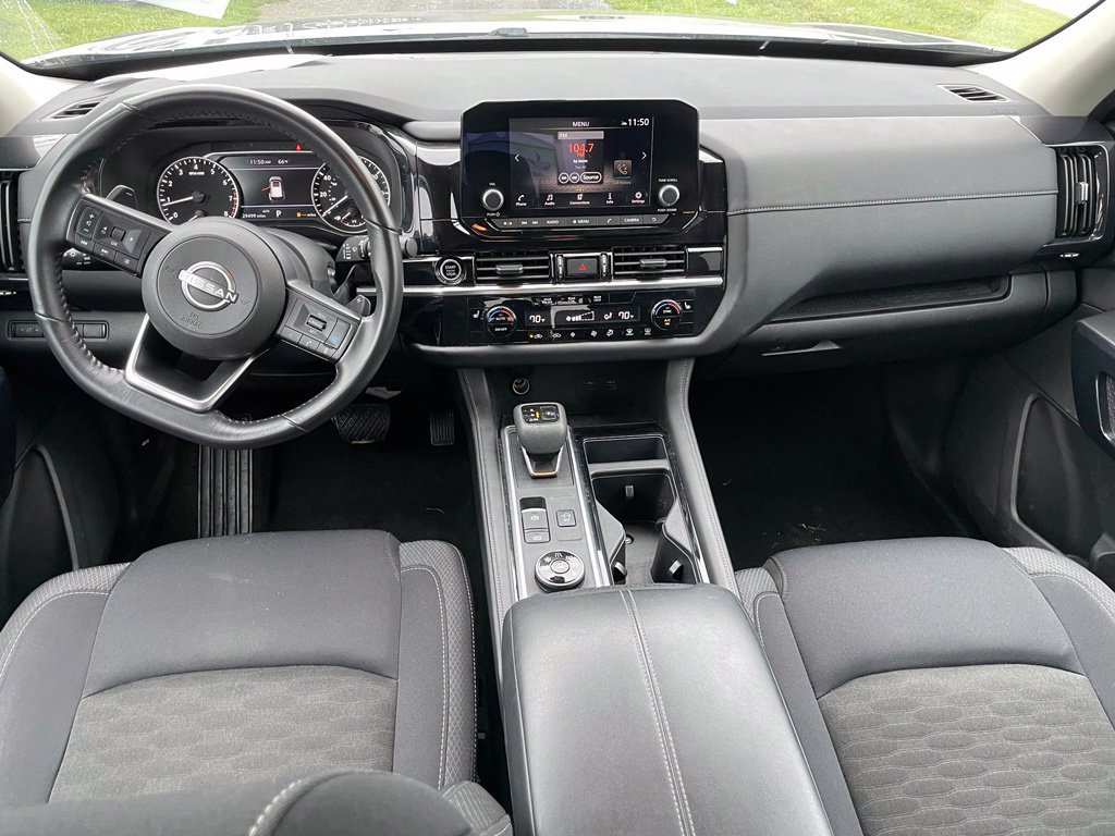 Certified 2024 Nissan Pathfinder SV AWD/4WD image 13