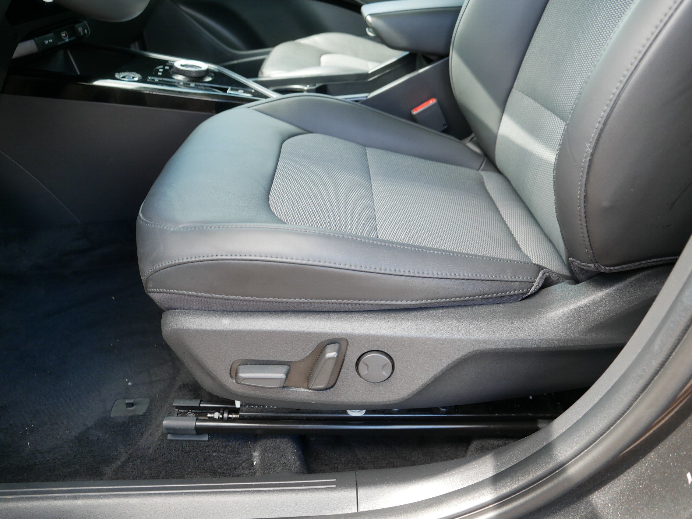 Certified 2024 Kia Niro Wind w/ Wind Preserve Package FWD image 20