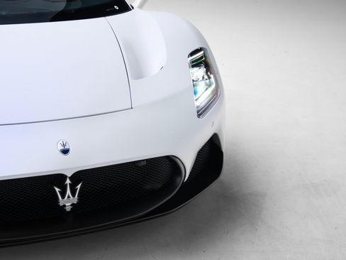Used 2023 Maserati MC20 Coupe RWD image 55