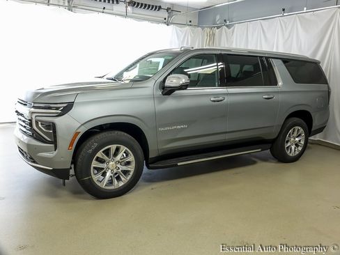 New 2026 Chevrolet Suburban Premier image 4