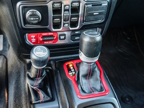 Used 2019 Jeep Wrangler Unlimited Rubicon image 23