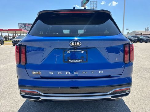 Used 2021 Kia Sorento S FWD image 5