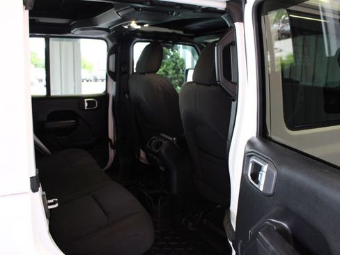 Used 2022 Jeep Wrangler Unlimited Sport w/ Sun And Sound Package AWD/4WD image 51