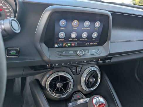 Used 2022 Chevrolet Camaro SS RWD image 12