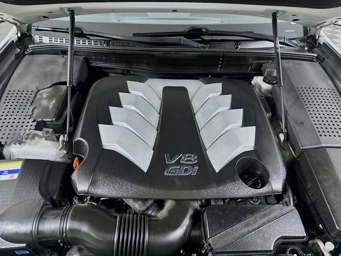 Used 2012 Hyundai Equus Signature RWD image 30