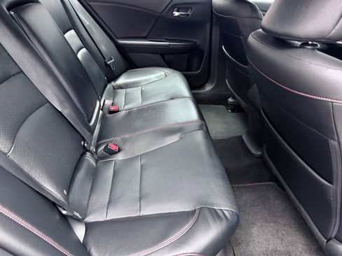 Used 2017 Honda Accord Sport Special Edition image 14