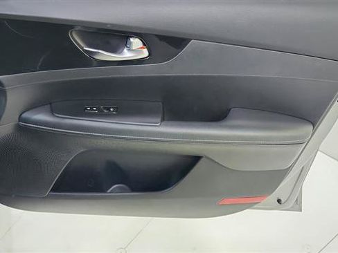 Used 2023 Kia Forte GT-Line FWD image 25