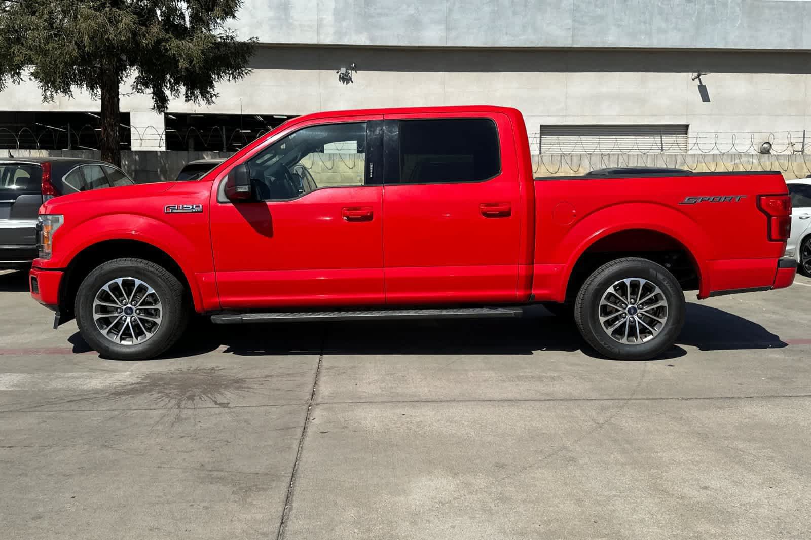 Used 2018 Ford F150 XLT w/ Equipment Group 302A Luxury RWD image 6