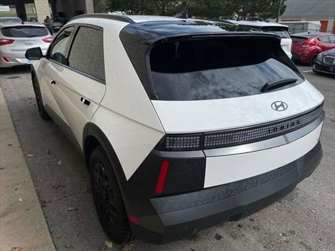 New 2025 Hyundai Ioniq 5 XRT image 3