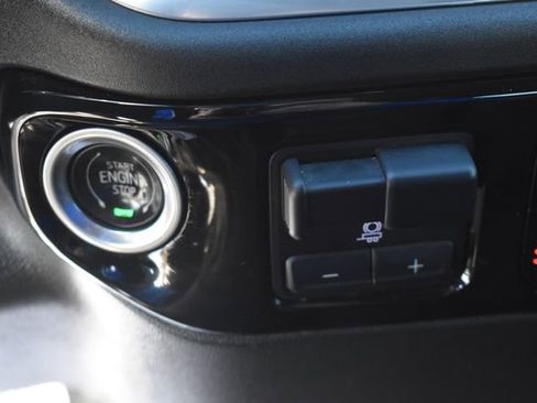 Certified 2022 Chevrolet Silverado 1500 LT image 25