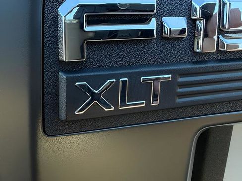 Used 2022 Ford F150 XLT w/ Equipment Group 302A High AWD/4WD image 20