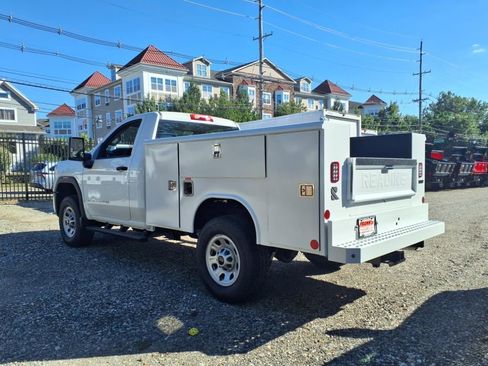 New 2025 GMC Sierra 2500 Pro w/ Snow Plow Prep/Camper Package image 4