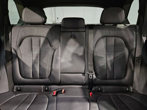 Used 2022 BMW X5 xDrive40i w/ Premium Package image 13