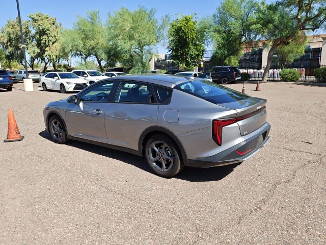 Certified 2026 Kia K4 FWD image 12