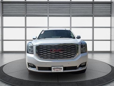 Used 2018 GMC Yukon Denali w/ Open Road Package AWD/4WD image 9