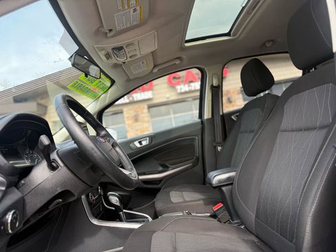Used 2019 Ford EcoSport SE w/ SE Convenience Package FWD image 12