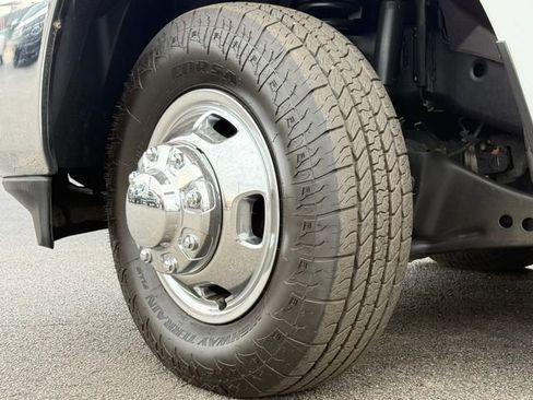 Used 2019 RAM 3500 Tradesman image 27