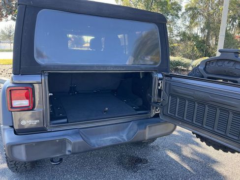 Used 2021 Jeep Wrangler Unlimited Sport image 26