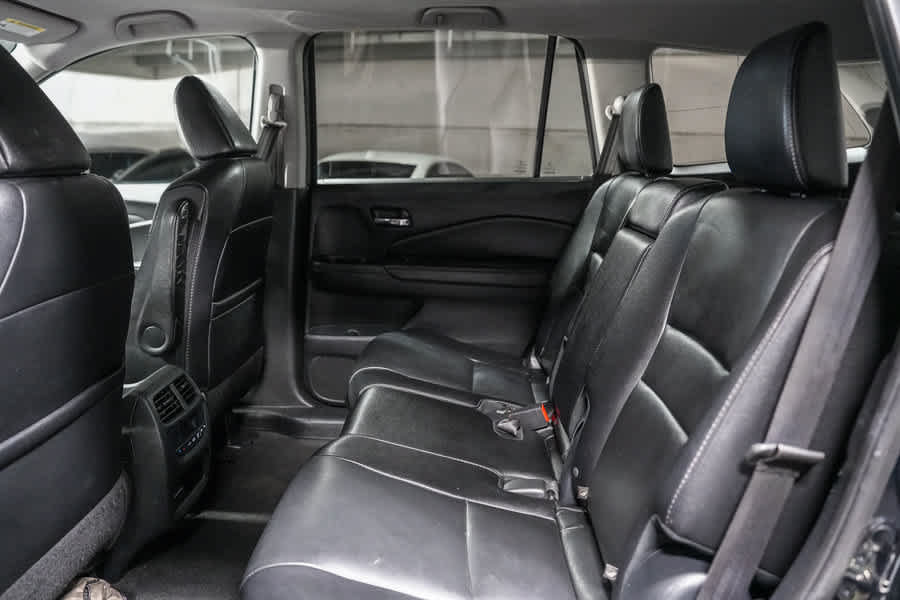 Used 2017 Honda Pilot EX-L image 18