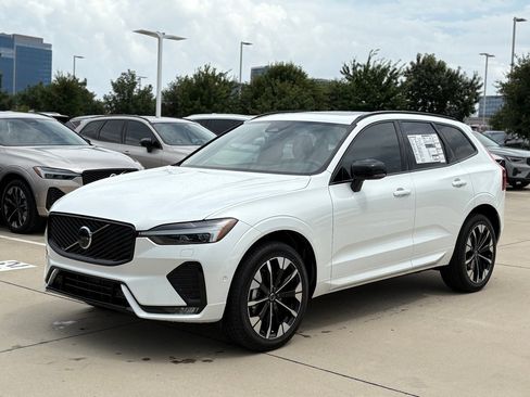 New 2026 Volvo XC60 B5 Plus w/ Protection Package Premier image 3
