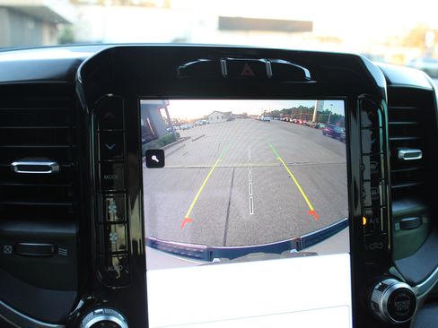 Used 2022 RAM 1500 Laramie image 27