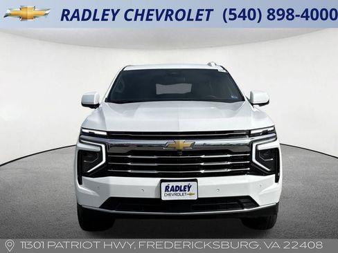 Certified 2025 Chevrolet Suburban LT AWD/4WD image 23