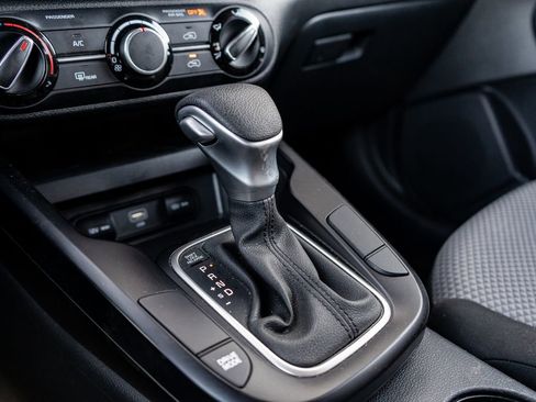 Used 2024 Kia Soul LX w/ Option Group 015 image 26