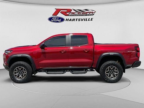 Used 2025 Chevrolet Colorado ZR2 w/ Technology Package AWD/4WD image 2