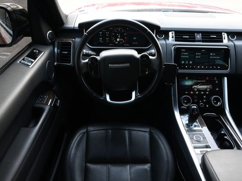 Used 2020 Land Rover Range Rover Sport SE image 9