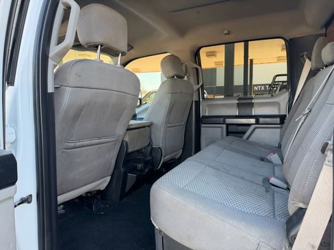 Used 2019 Ford F250 XLT w/ XLT Value Package image 26