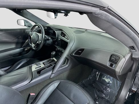 Used 2015 Chevrolet Corvette Z06 w/ 2LZ Preferred Equipment Group RWD image 27