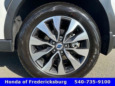 Used 2025 Subaru Outback Touring XT image 11