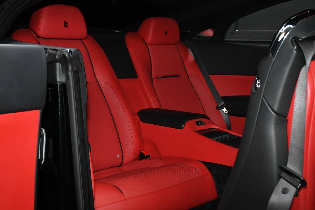 Used 2017 Rolls-Royce Wraith RWD image 35