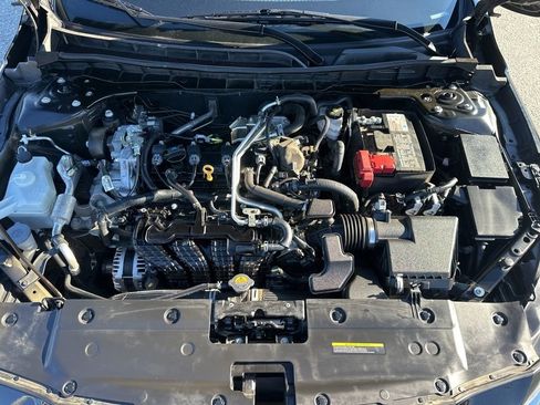 Used 2024 Nissan Altima 2.5 SV image 30