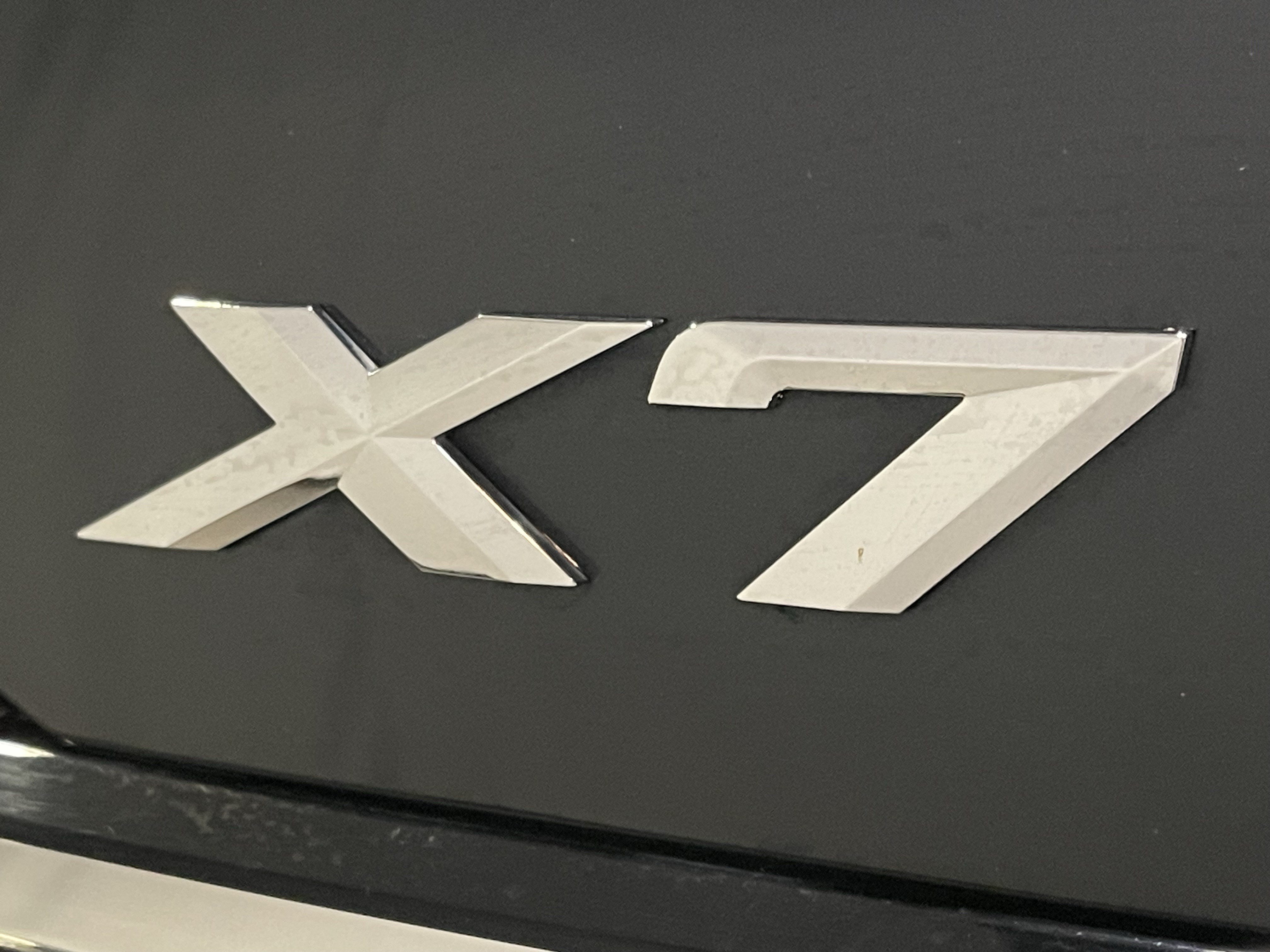 Used 2025 BMW X7 xDrive40i w/ M Sport Package AWD/4WD image 24