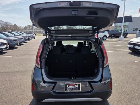 Used 2023 Kia Soul LX w/ LX Technology Package image 31