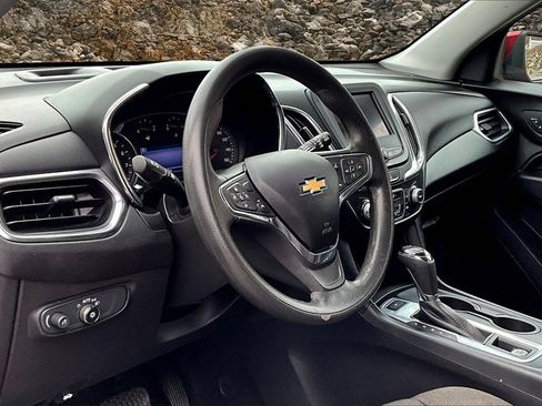 Used 2020 Chevrolet Equinox LT image 12