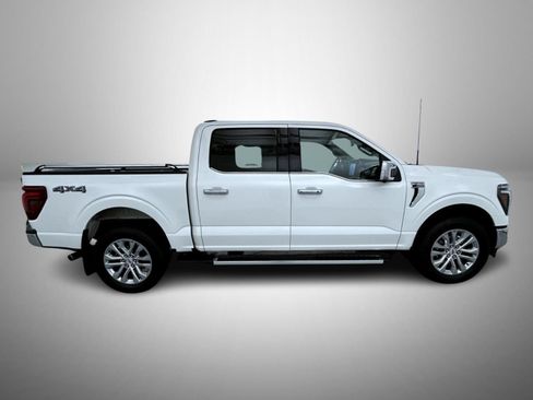 Used 2025 Ford F150 Lariat w/ Equipment Group 502A High AWD/4WD image 4