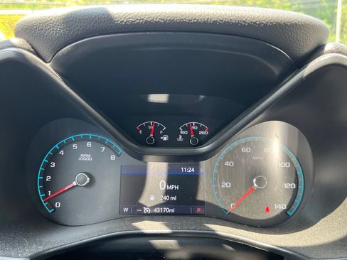 Used 2022 GMC Canyon Denali AWD/4WD image 9