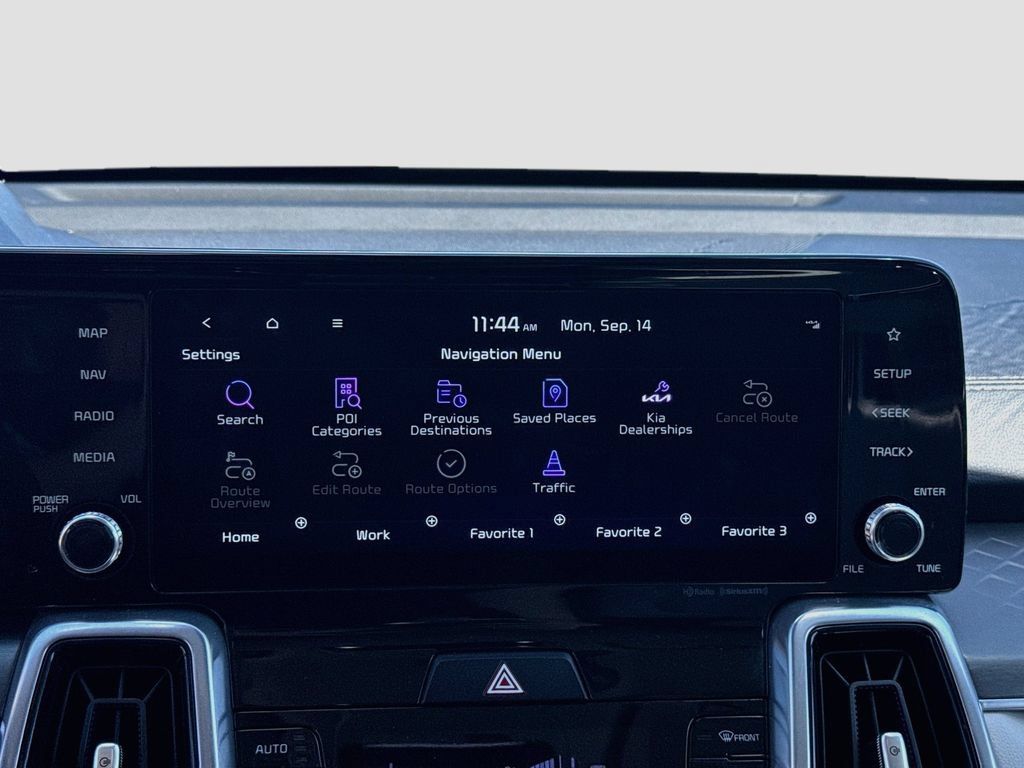 Certified 2023 Kia Sorento SX AWD/4WD image 16