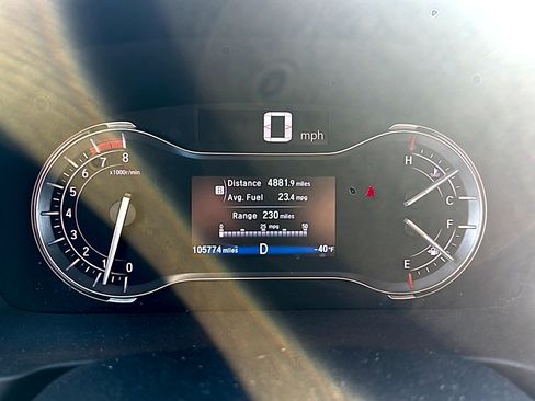 Used 2016 Honda Pilot Touring image 10
