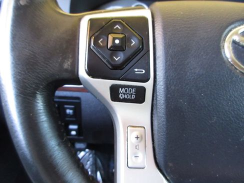 Used 2017 Toyota Tundra Limited w/ Limited Premium Package AWD/4WD image 16