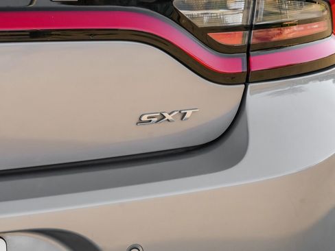 Used 2018 Dodge Charger SXT image 57