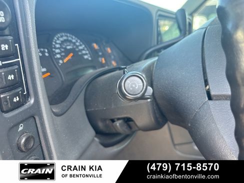 Used 2005 Chevrolet Silverado 1500 Z71 w/ Safe And Sound Package image 16