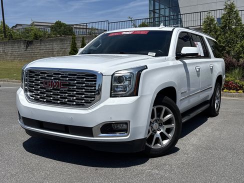 Used 2018 GMC Yukon XL Denali RWD image 5