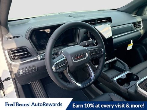 New 2026 GMC Terrain Elevation w/ Elevation Premium Package AWD/4WD image 12