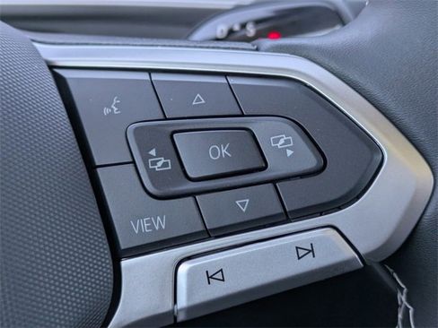 New 2026 Volkswagen Tiguan SE image 28