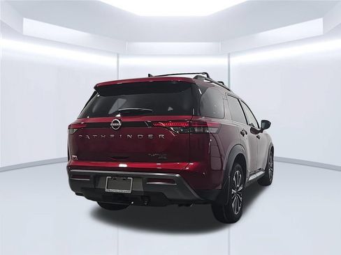 New 2026 Nissan Pathfinder Platinum AWD/4WD image 5