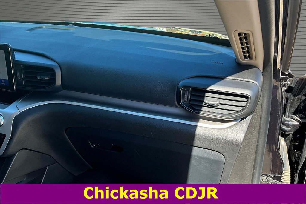 Used 2022 Ford Explorer XLT AWD/4WD image 26