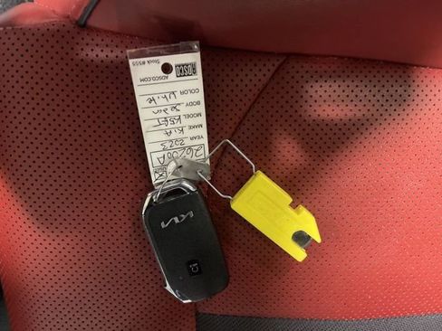 Used 2023 Kia K5 GT-Line image 44